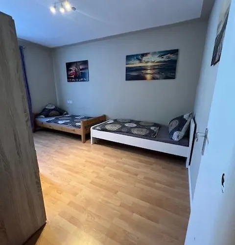 Sunset Monteur Apartmán *